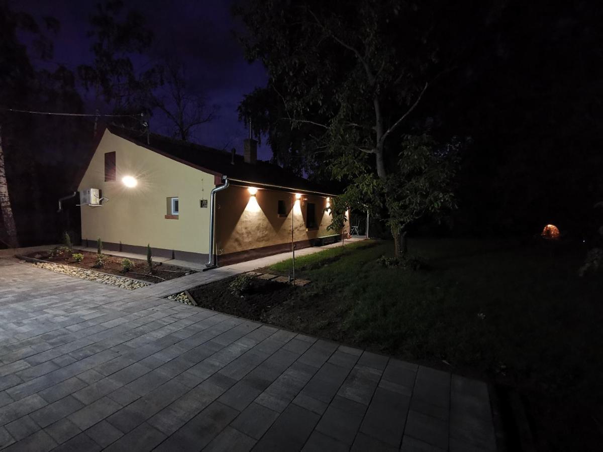 Szent Erzsébet Apartmanház Kecskemét Exterior foto